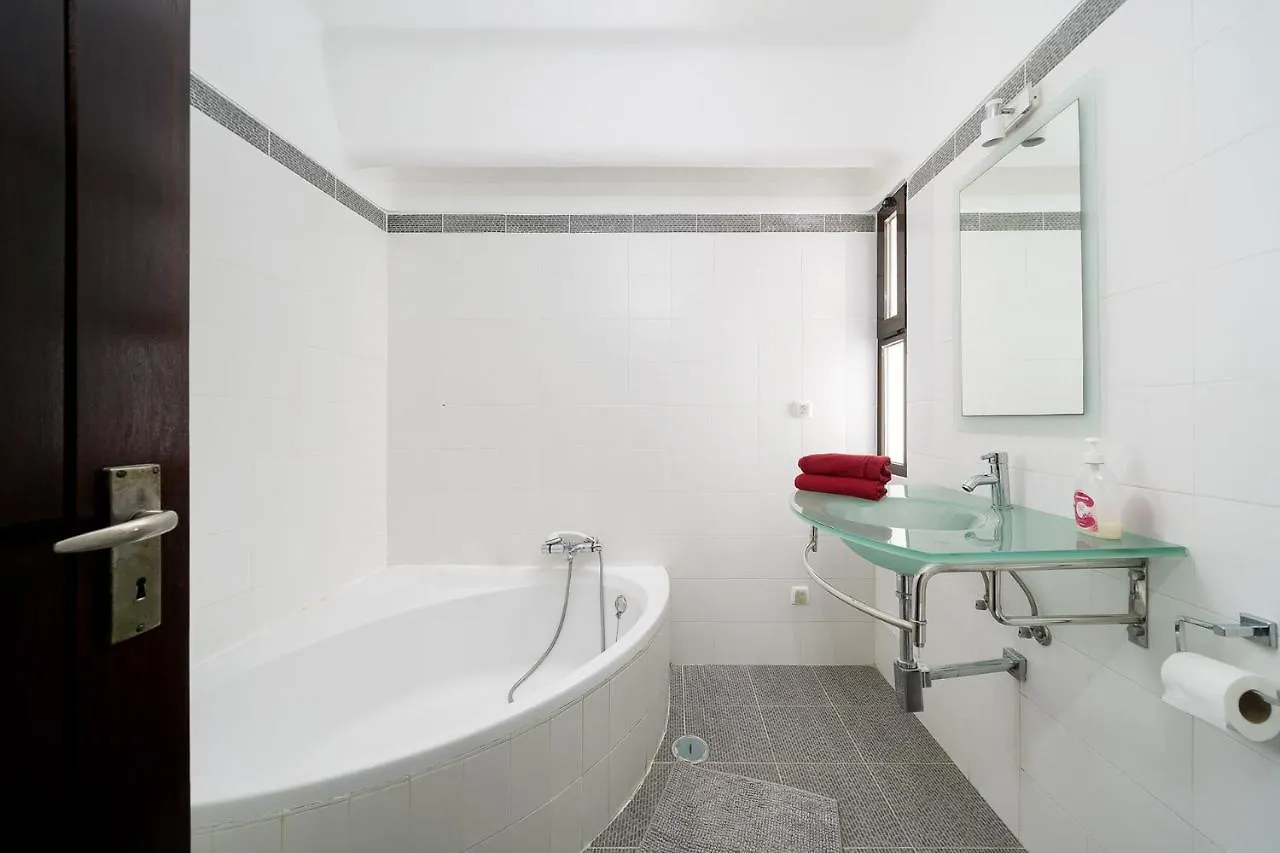 Casa Goa-Quinta Do Paraiso, Carvoeiro Beach Villa 0*, Carvoeiro (Lagoa)